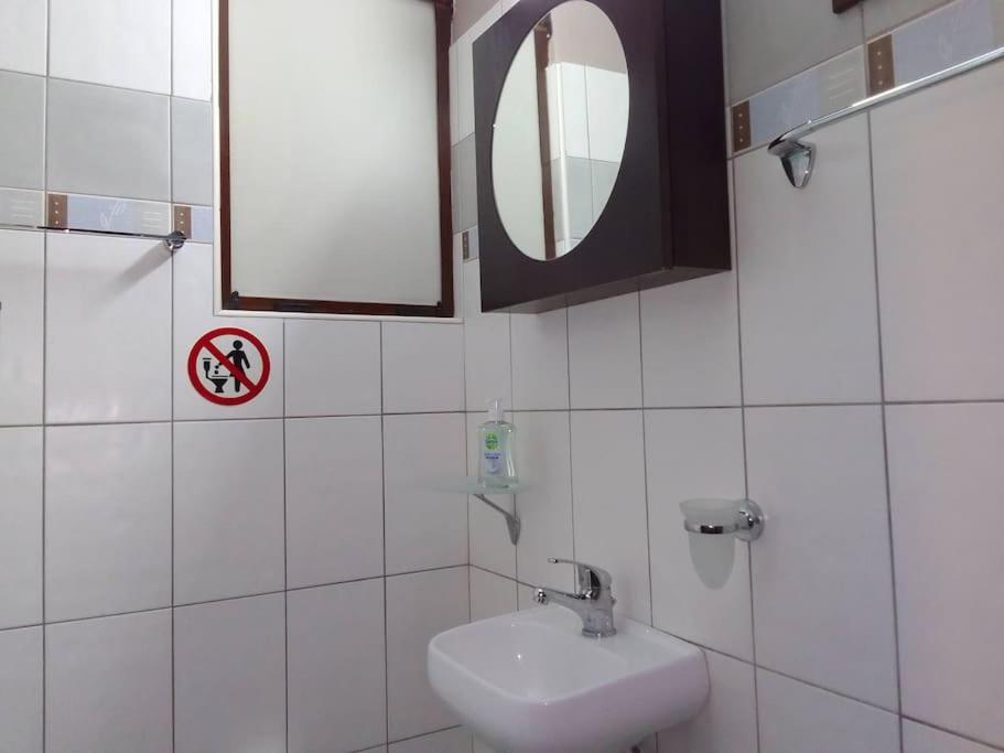 Sofita Di Sofo Apartment Kos Town Luaran gambar