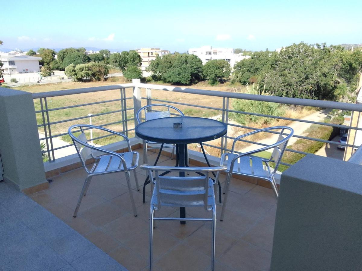 Sofita Di Sofo Apartment Kos Town Luaran gambar